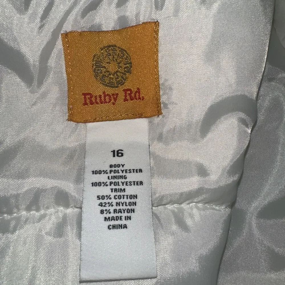 Ruby Rd. Women's Full Zip Lace Puffer Vest‎ White Size 16 EUC